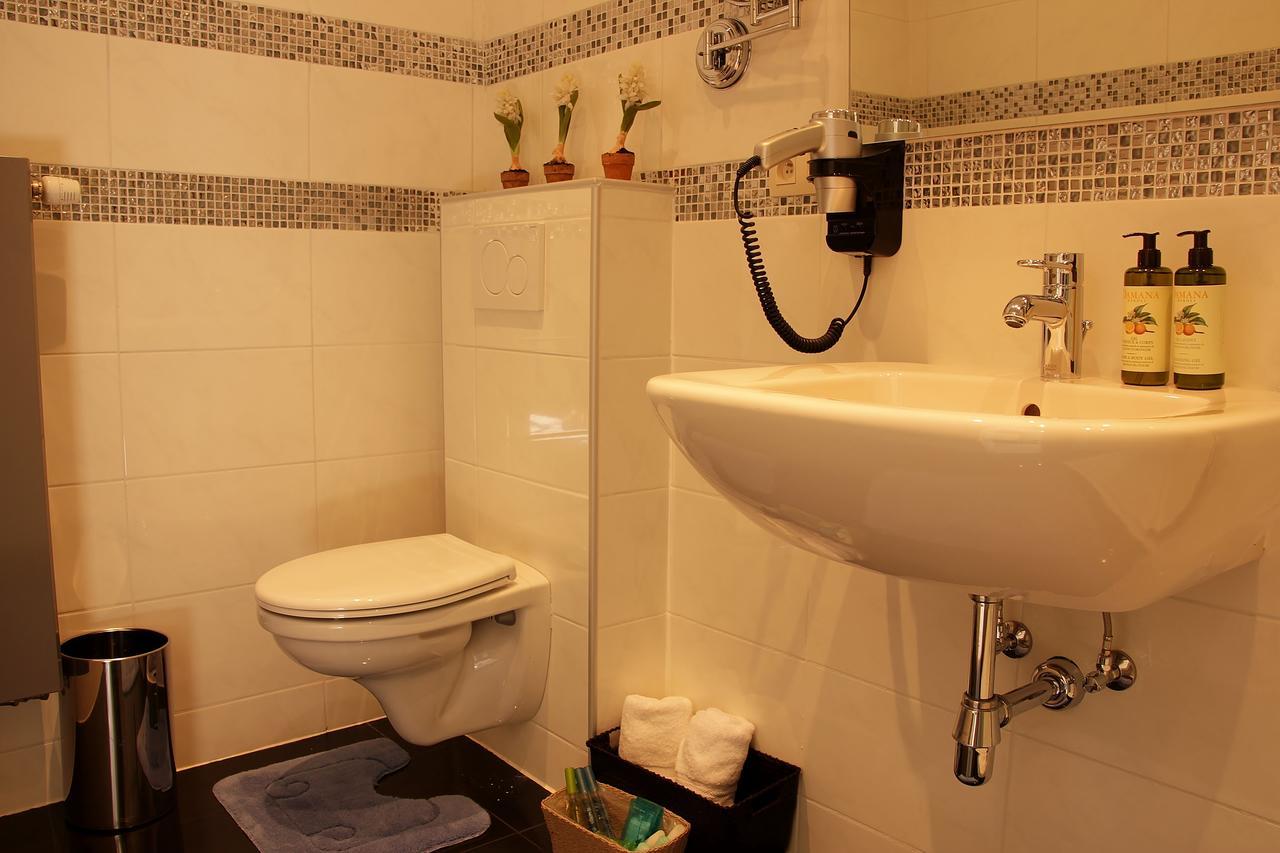 Luxury Apartments Arendshof แอนต์เวิร์ป ภายนอก รูปภาพ